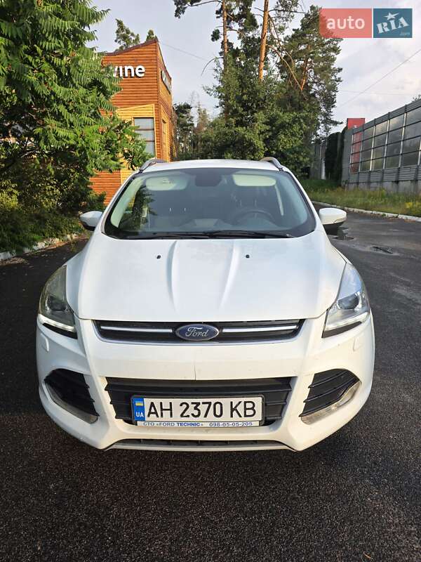 Ford Kuga (2016)