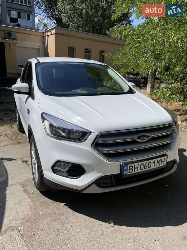 Ford Kuga (2018)