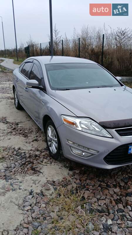 Ford Mondeo (2012)