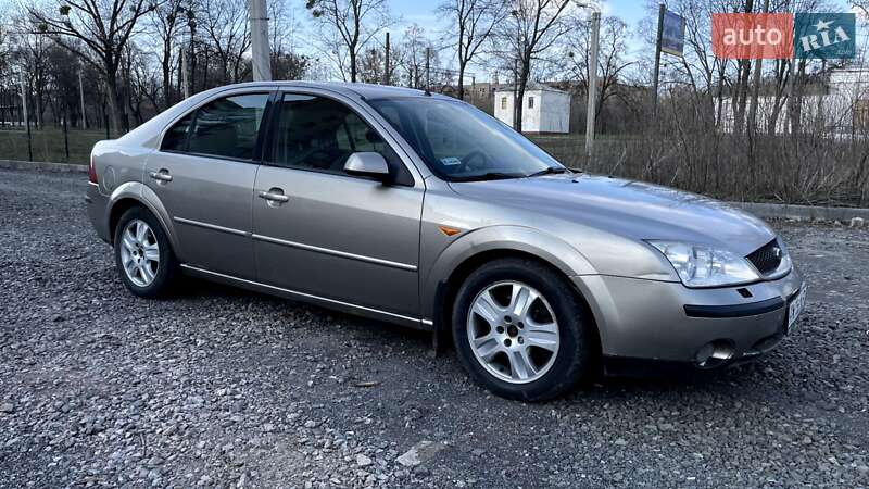 Ford Mondeo (2001)