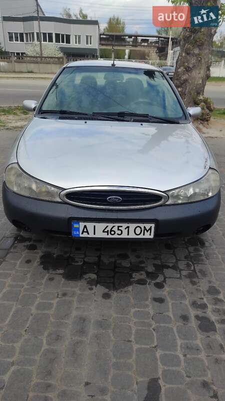 Ford Mondeo (1998)
