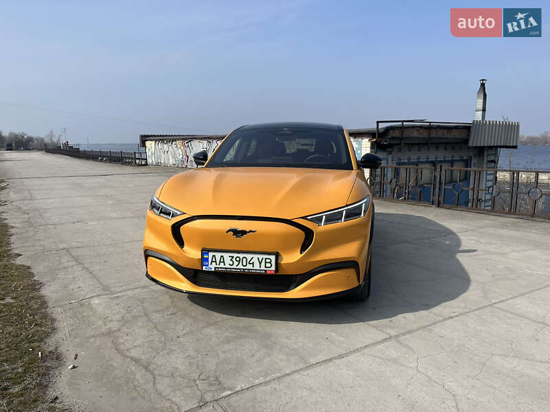 Ford Mustang mach-e (2023)
