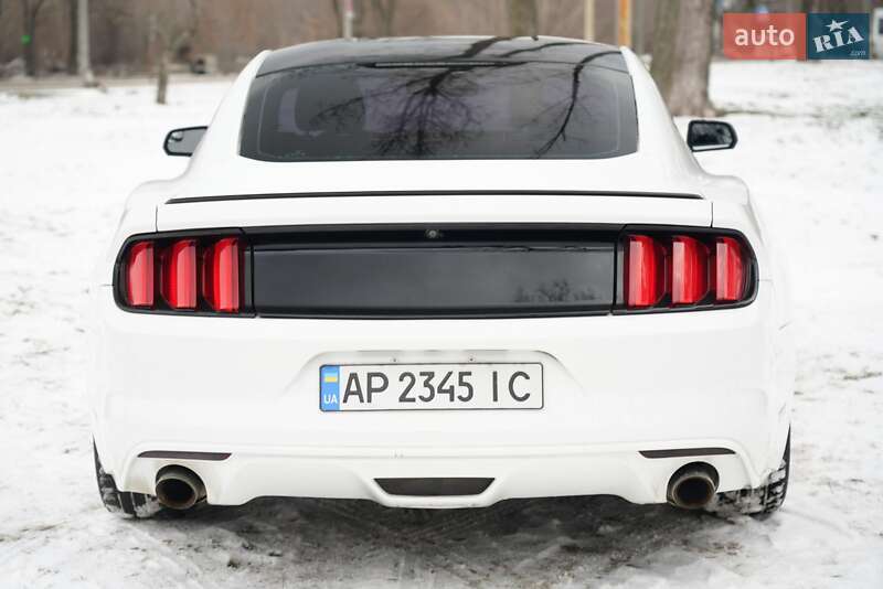Ford Mustang (2015)