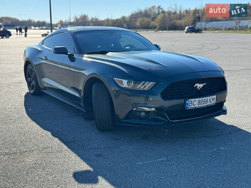 Ford Mustang (2015)