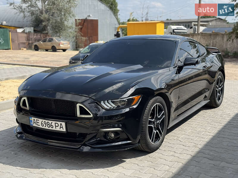 Ford Mustang (2015)