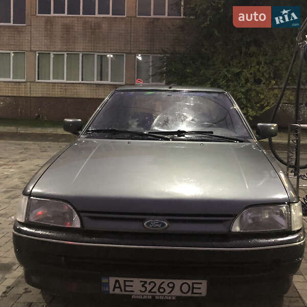 Ford Orion (1992)