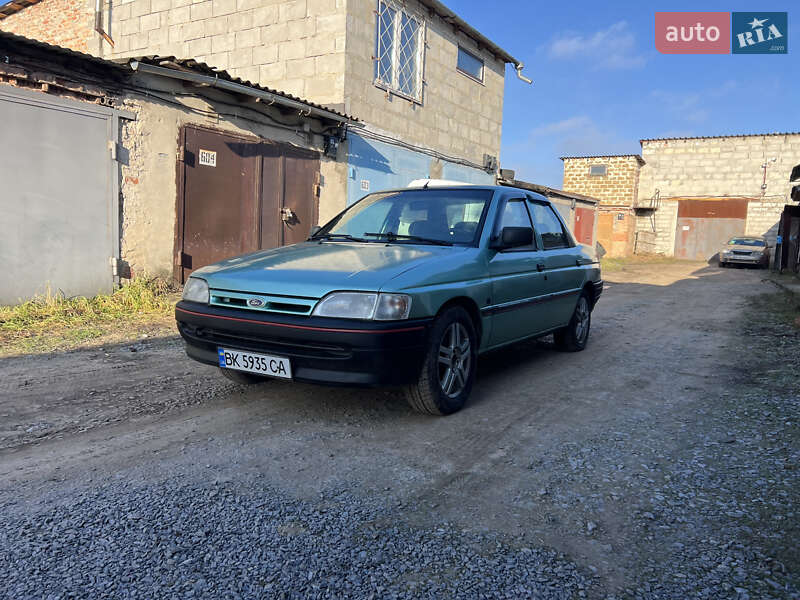 Ford Orion (1990)