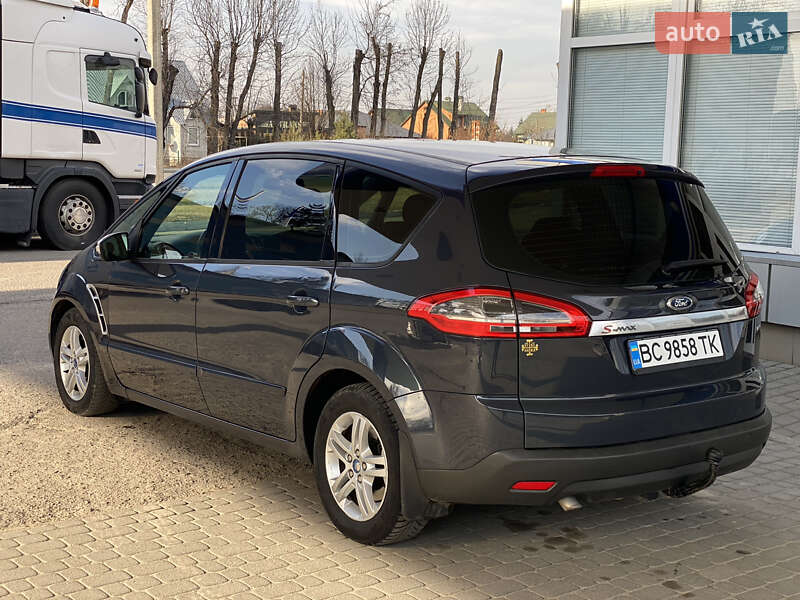 Ford S-max (2010)