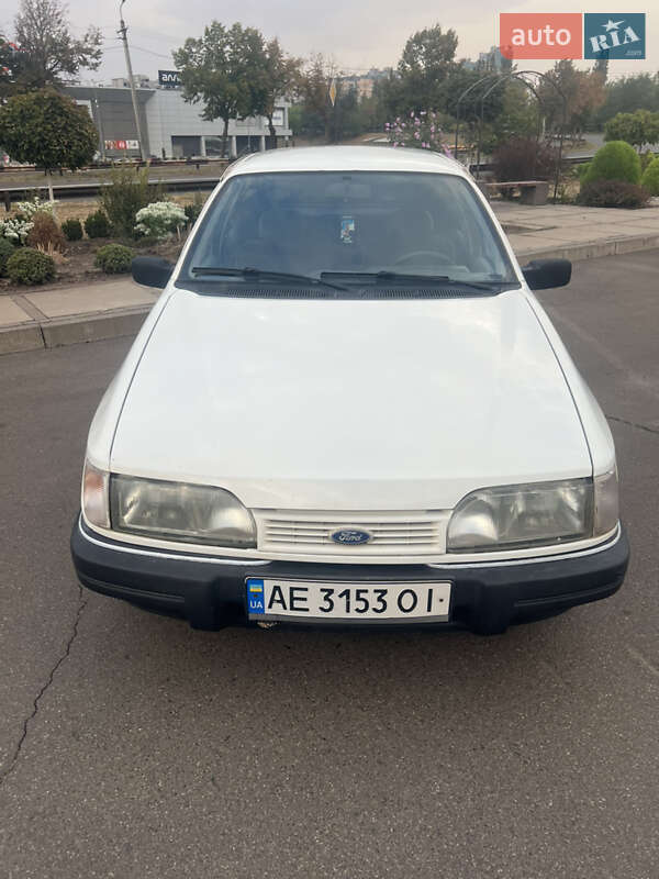 Ford Sierra (1990)