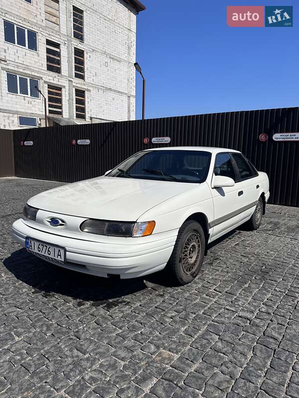 Ford Taurus (1992)