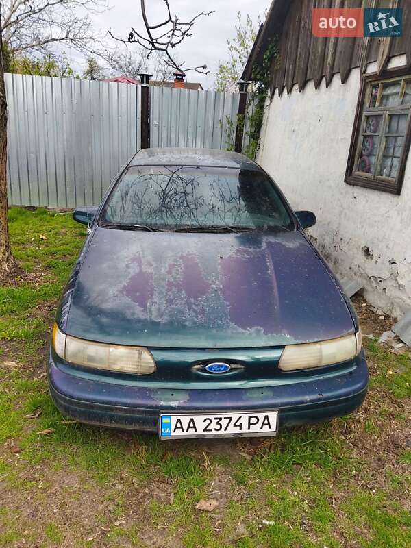 Ford Taurus (1994)