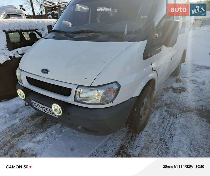 Ford Transit connect (2002)