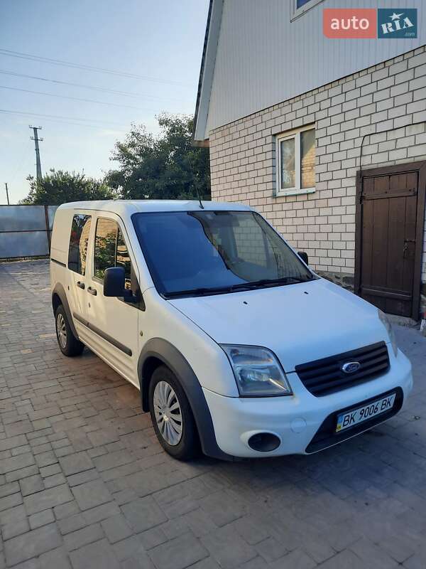 Ford Transit connect (2010)