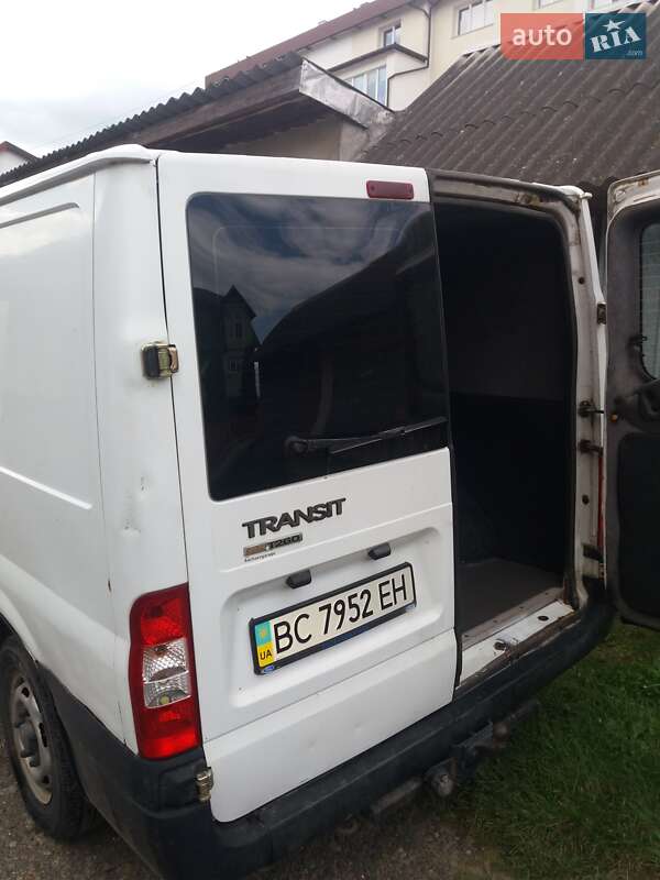 Ford Transit connect (2006)