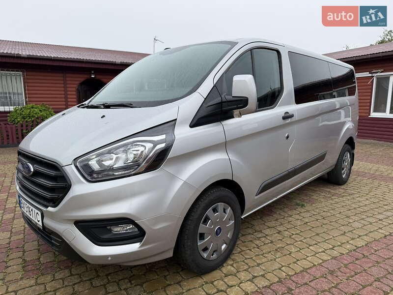 Ford Transit custom (2020)
