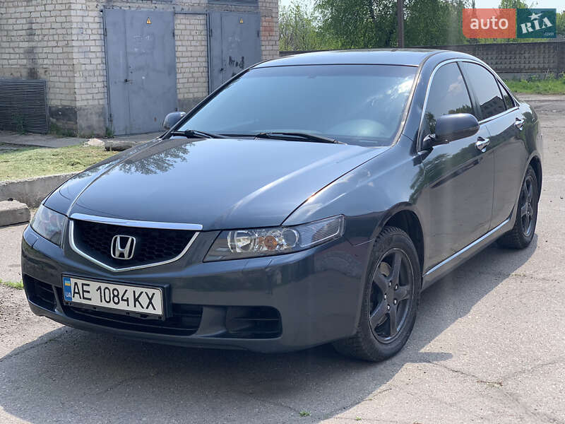 Honda Accord (2005)