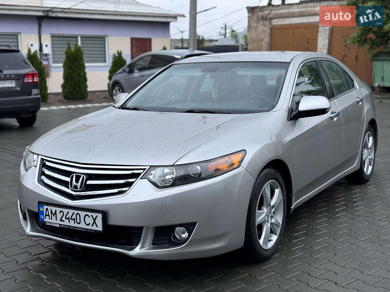 Honda Accord (2008)