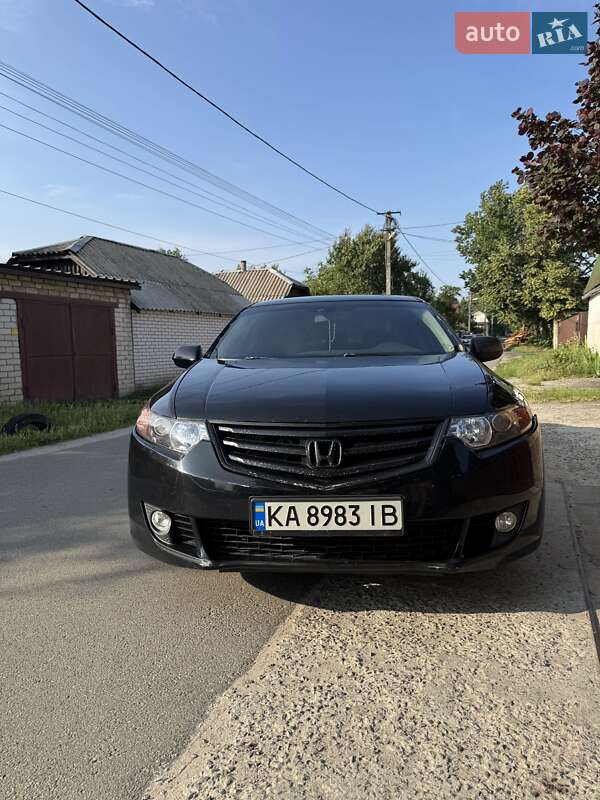 Honda Accord (2008)