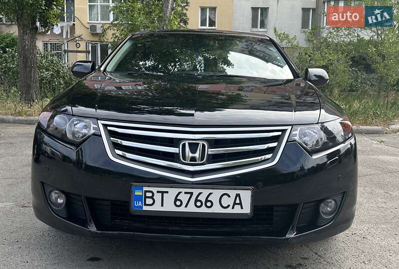 Honda Accord (2008)