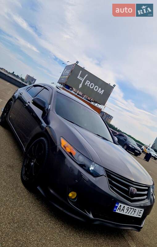 Honda Accord (2008)