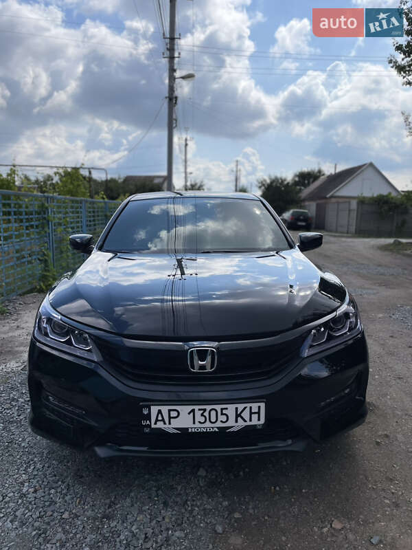 Honda Accord (2016)