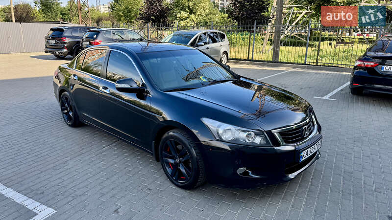 Honda Accord (2009)