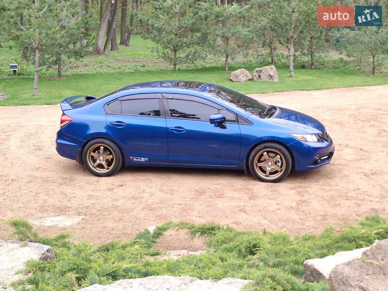 Honda Civic (2013)