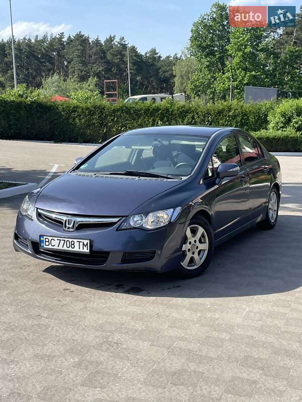 Honda Civic (2005)