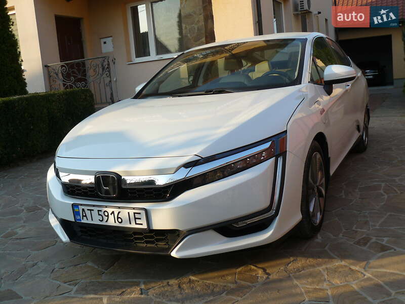 Honda Clarity (2019)