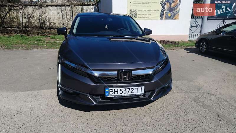 Honda Clarity (2018)