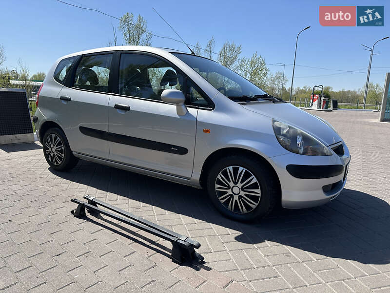 Honda Jazz (2003)