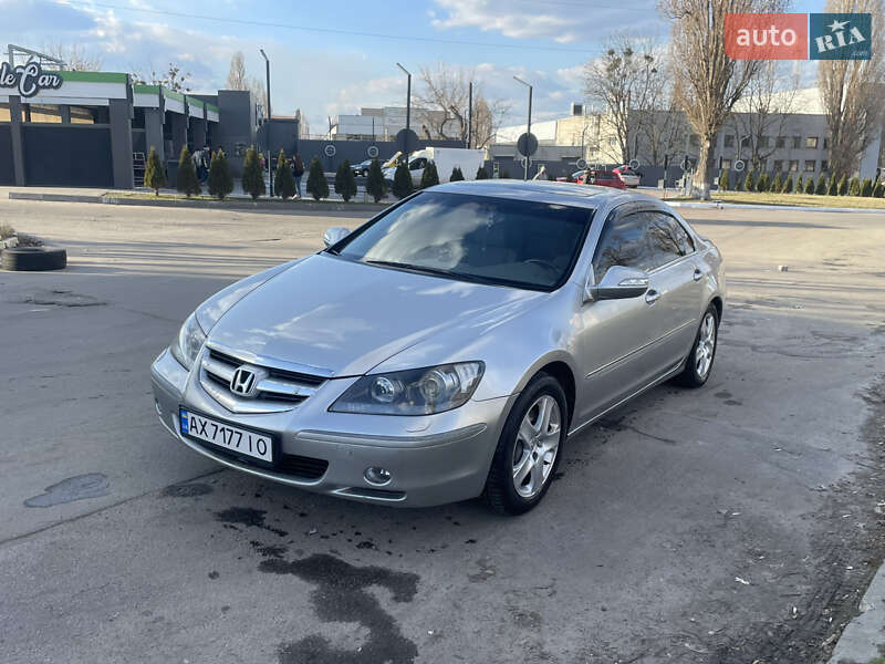 Honda Legend (2006)