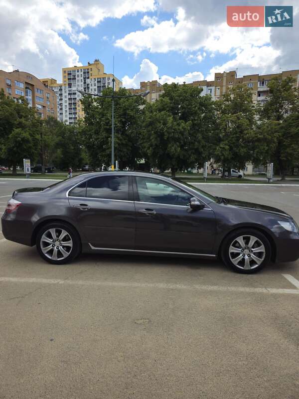 Honda Legend (2008)