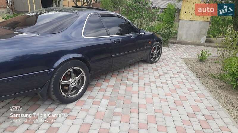 Honda Legend (1992)