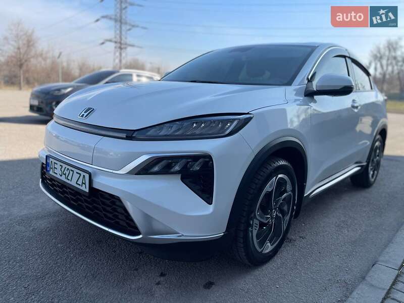 Honda M-nv (2023)