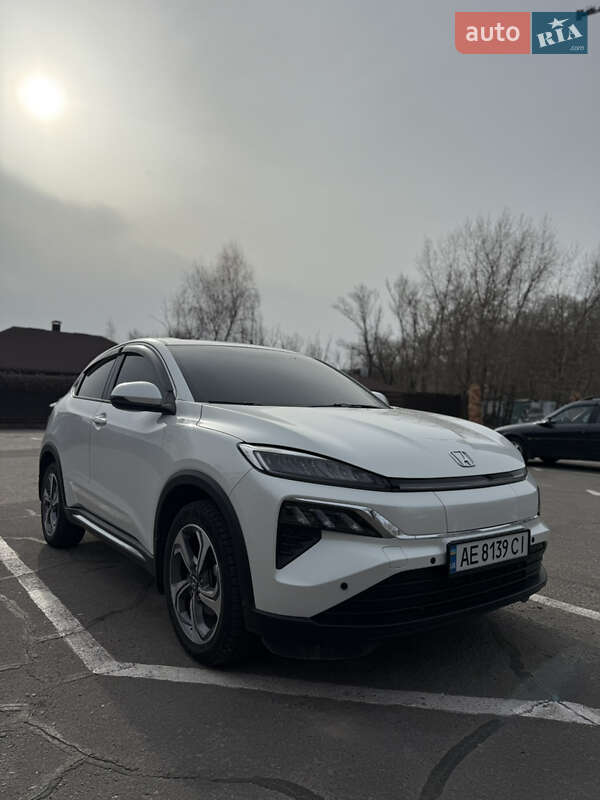 Honda M-nv (2022)