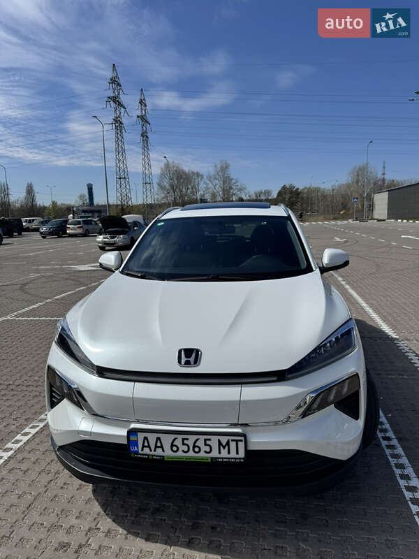 Honda M-nv (2022)