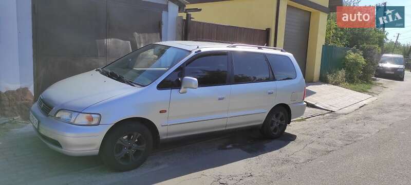 Honda Shuttle (1998)