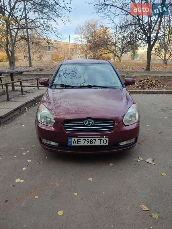 Hyundai Accent (2007)