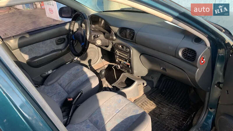 Hyundai Accent (1995)
