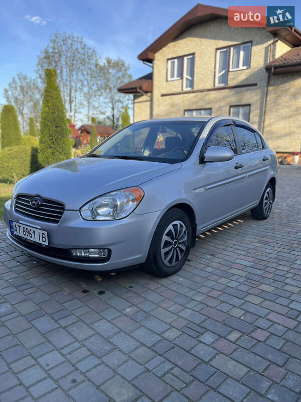 Hyundai Accent (2007)