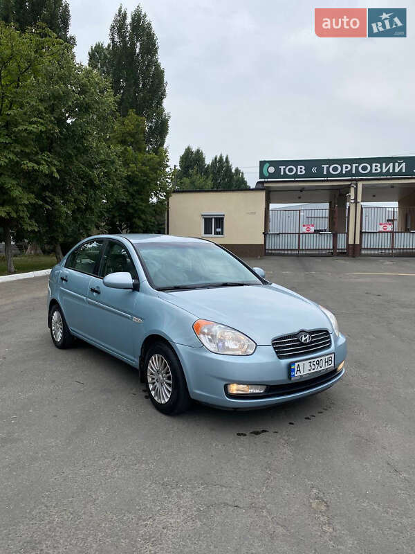 Hyundai Accent (2007)