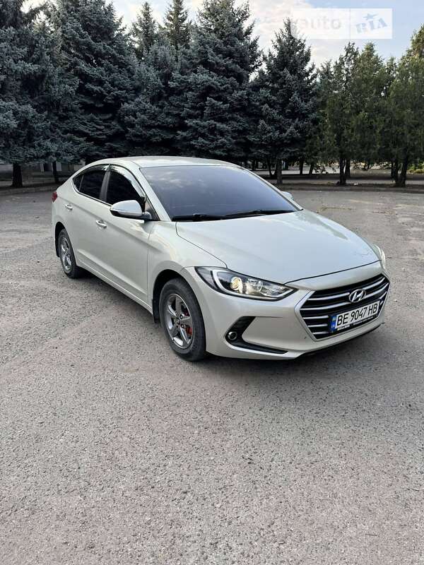 Hyundai Avante (2016)