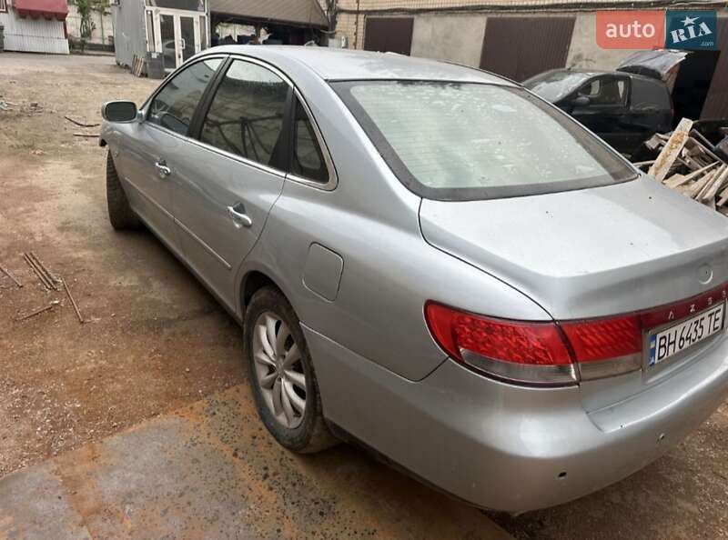 Hyundai Azera (2006)