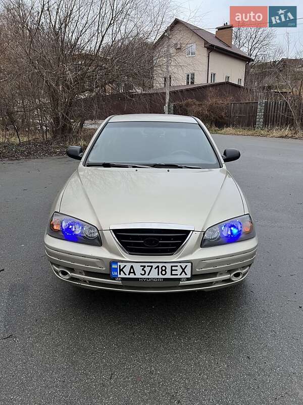 Hyundai Elantra (2003)