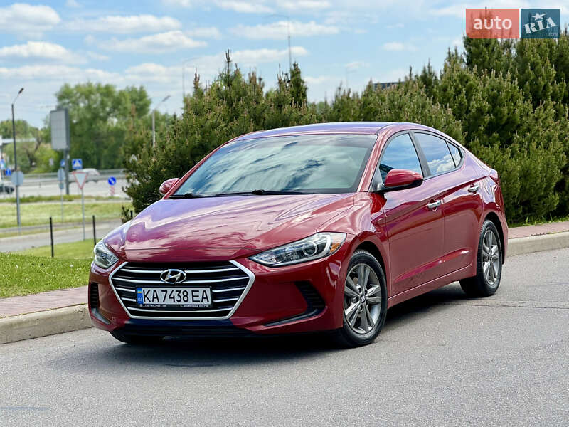 Hyundai Elantra (2016)