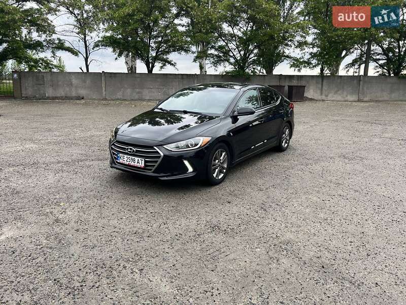 Hyundai Elantra (2017)