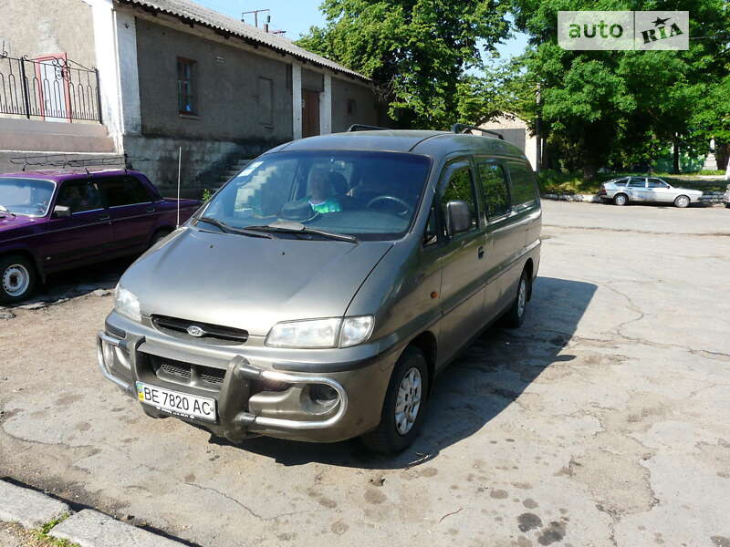 Hyundai H 200 (1999)