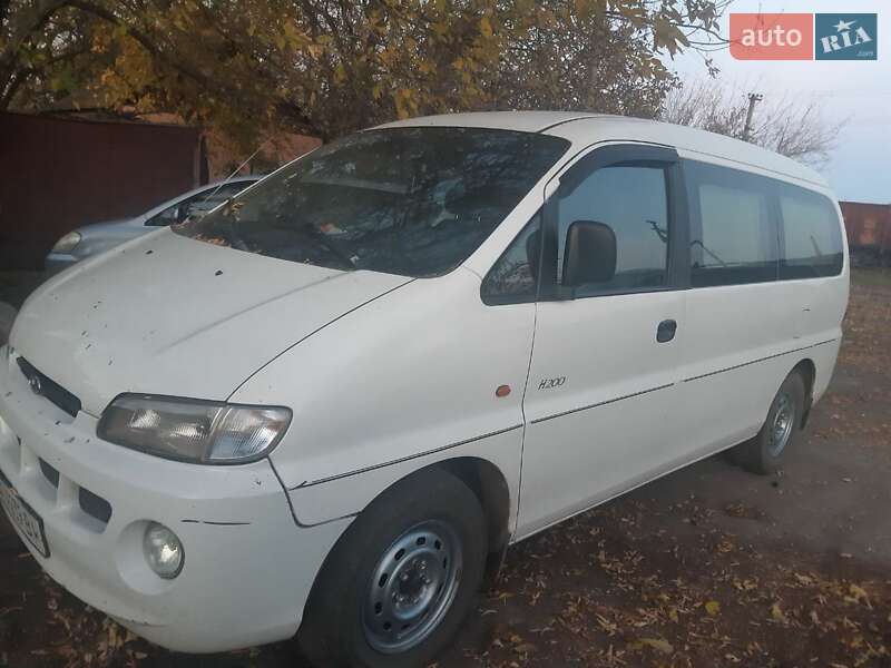 Hyundai H 200 (1998)