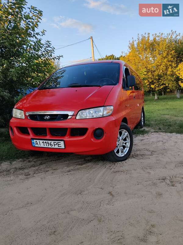 Hyundai H 200 (2001)